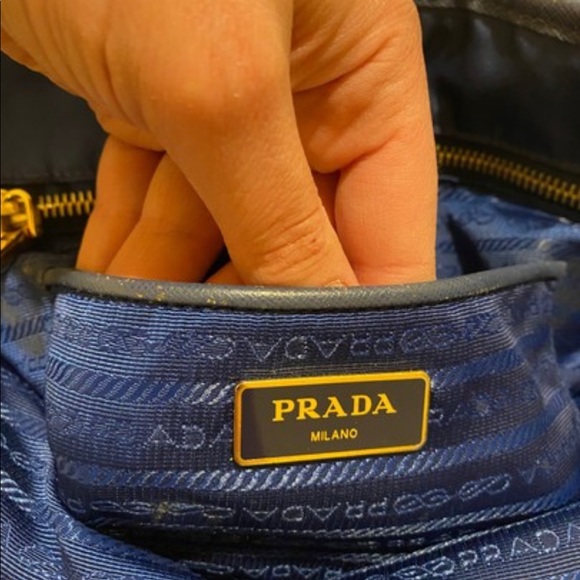 PRADA nylon tote 💙🥶 - Picture 2 of 5